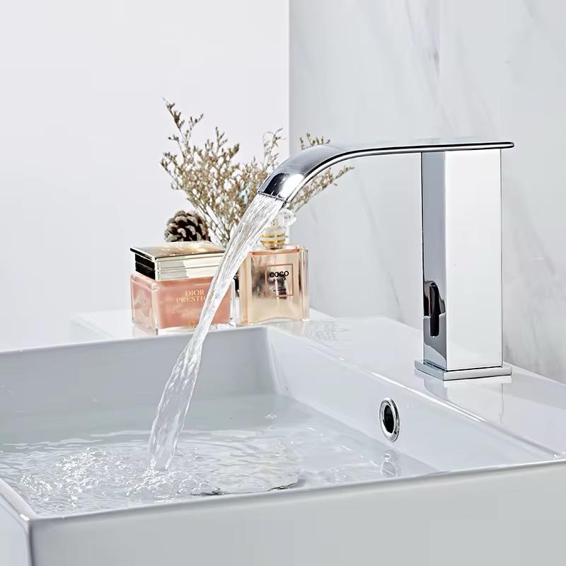 MAX Faucets Modern Touchless Bathroom Faucet – Chrome Finish Hot & Cold with Thermostatic Valve Control