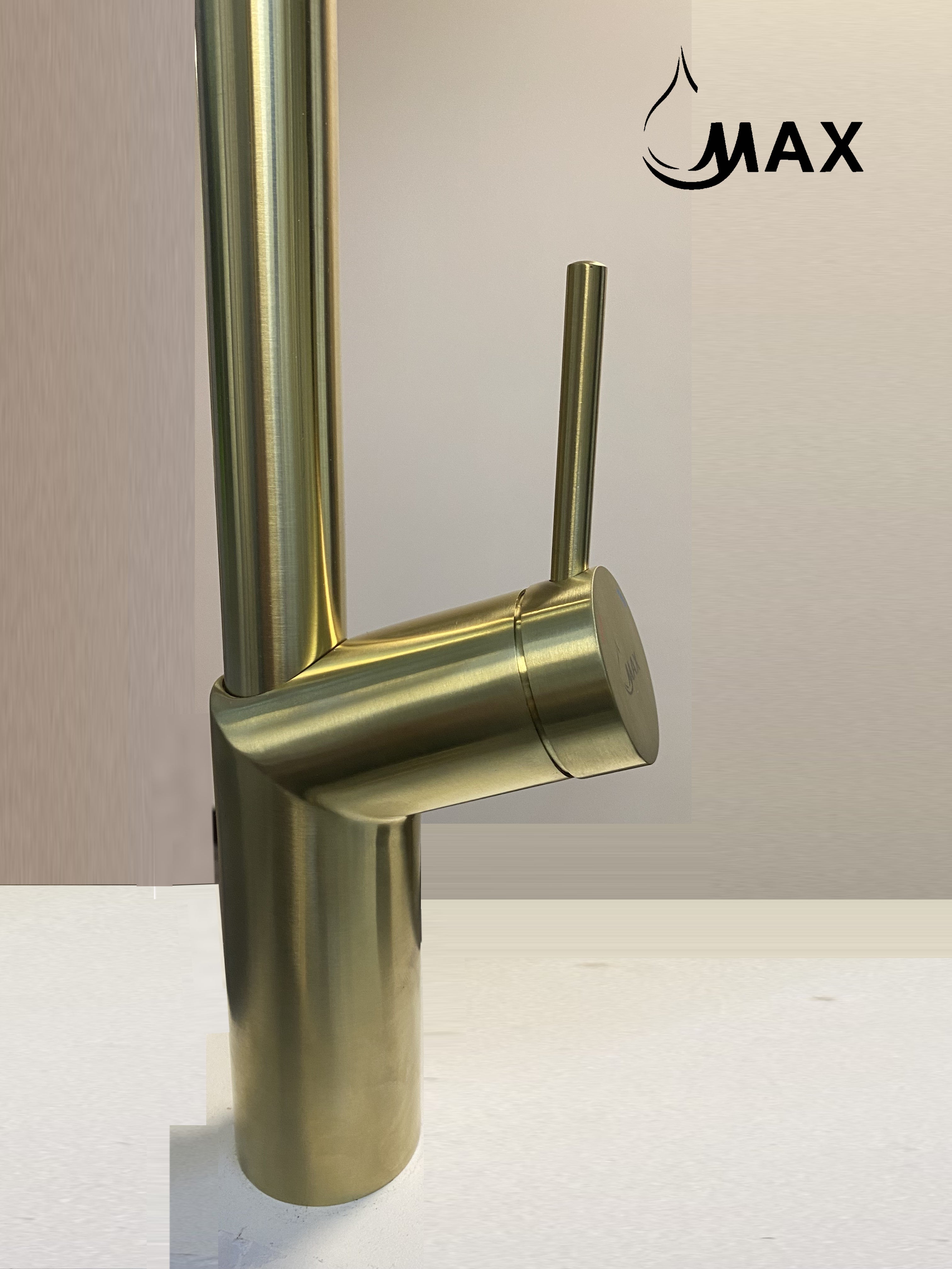 Modern brushed gold faucet with flexible hose and single handle