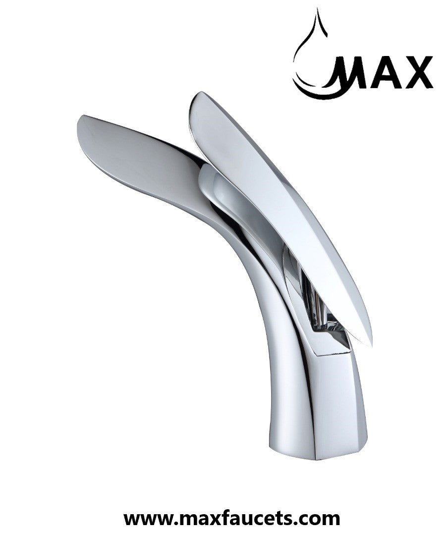 Modern Single Handle Bathroom Faucet – Elegant Chrome Finish, Stylish Design