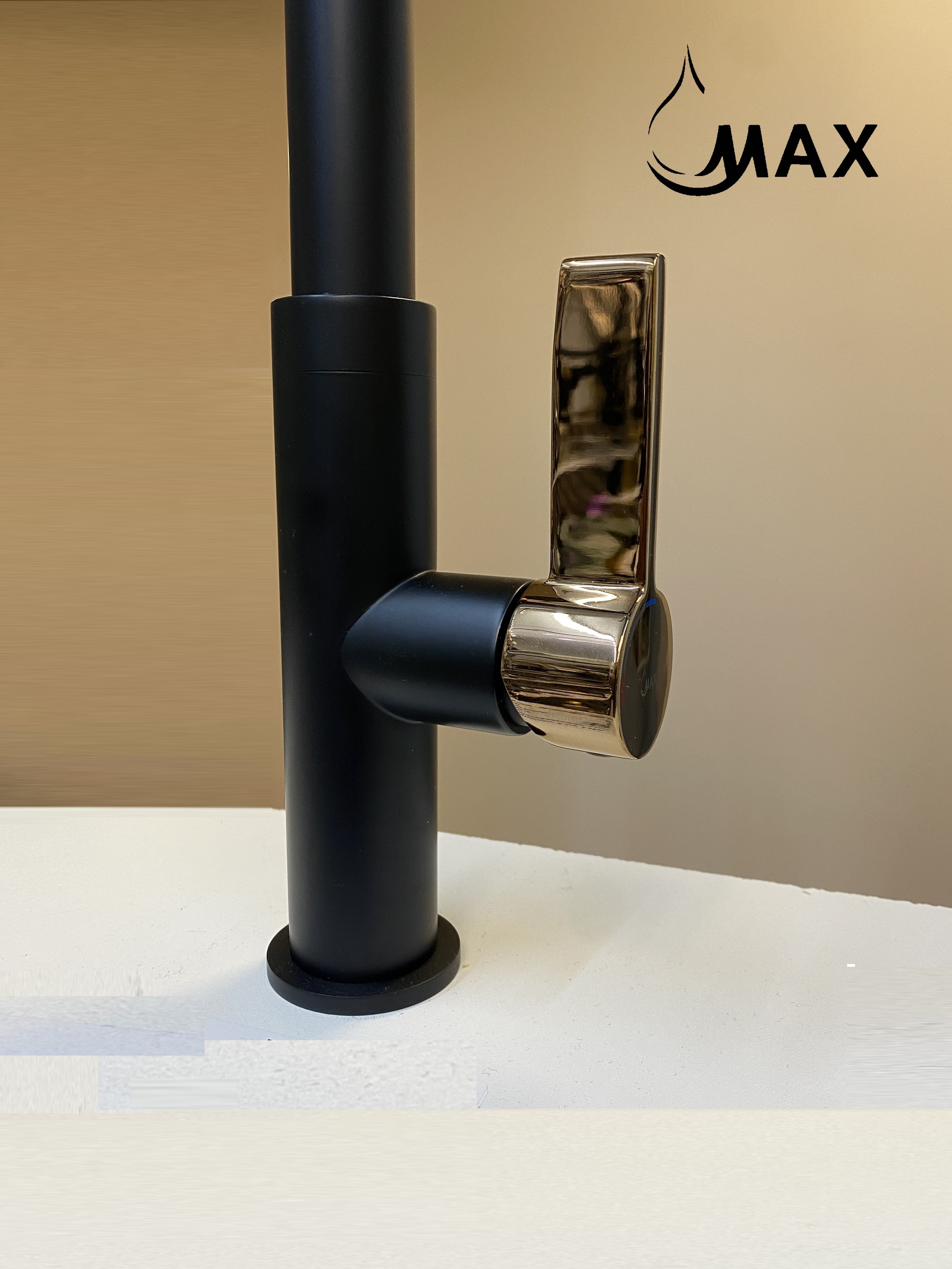 Pull-Out Kitchen Faucet – Single Handle, Matte Black & Rose, 18” High-Arc NA-9276-MB,RG